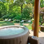 Amabel Bed & Breakfast 4*